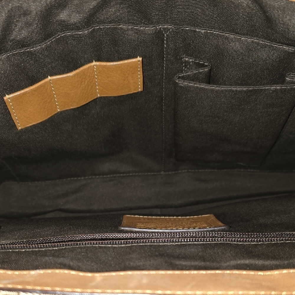 EUC: Coach (Sm Cc's) Men's Y2K Messenger Bag - Picture 7 of 16